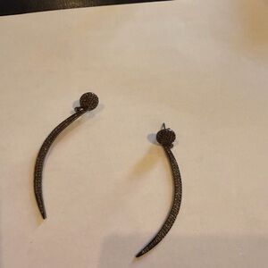 Elegant Black Earrings